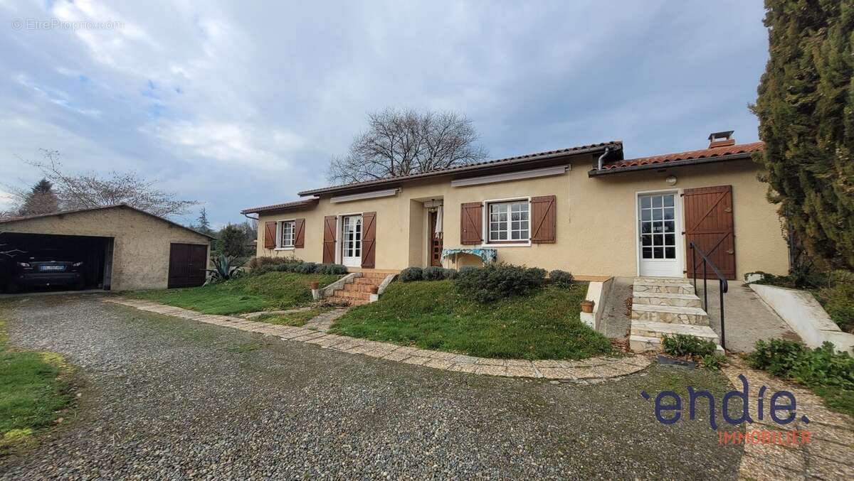 Maison à LASCAZERES