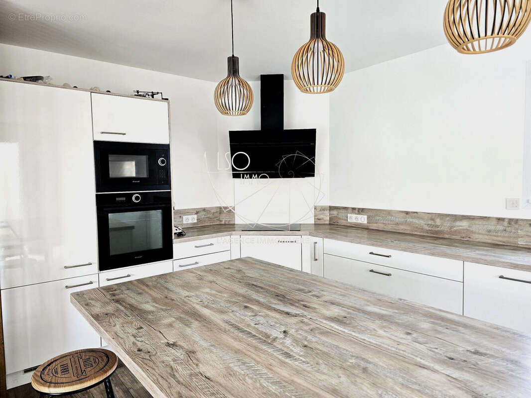 Maison à TALMONT-SAINT-HILAIRE