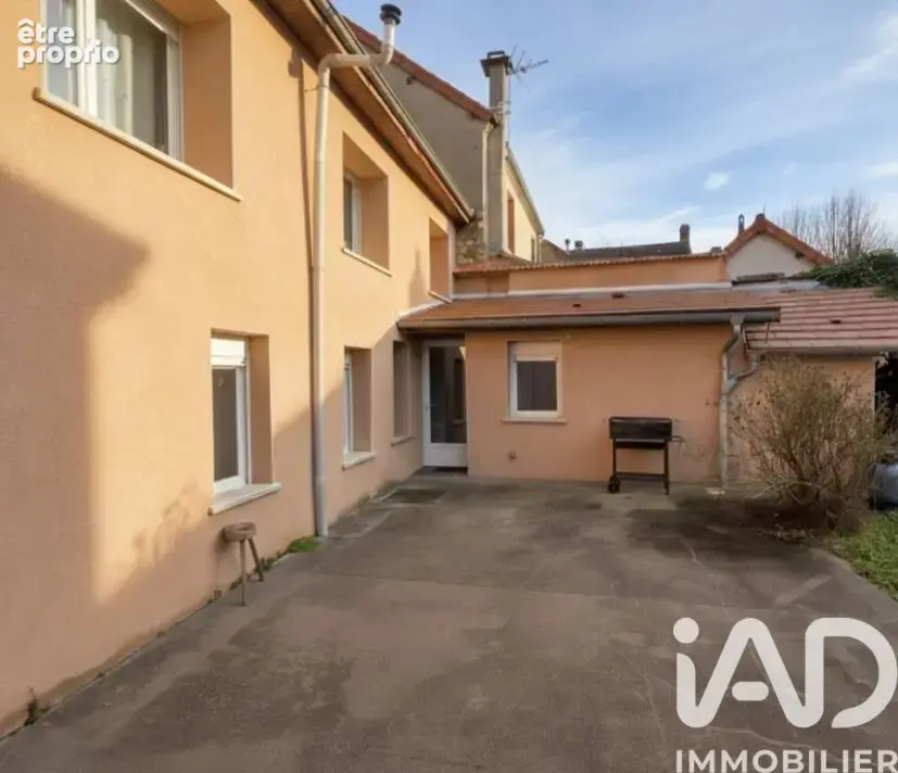 Photo 1 - Maison à CREUZIER-LE-VIEUX