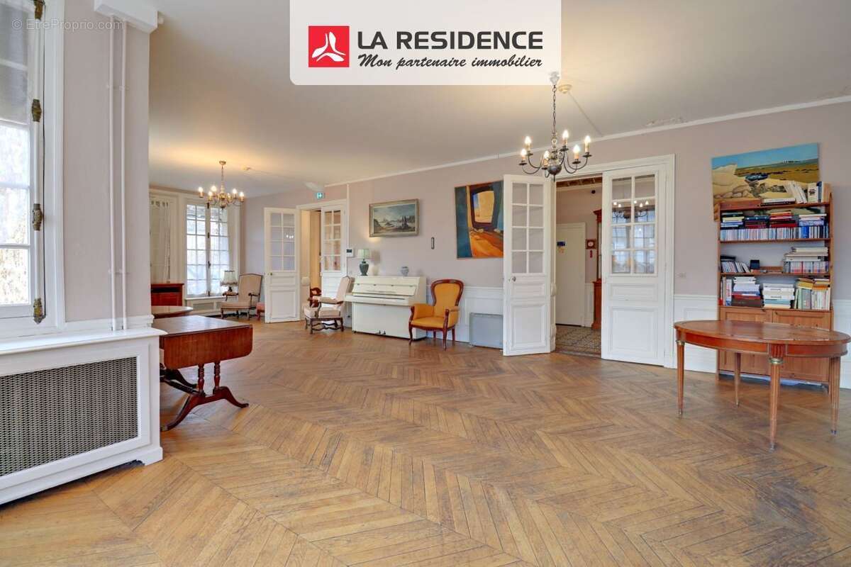 Maison 518 m² à Bessancourt  - photo 4