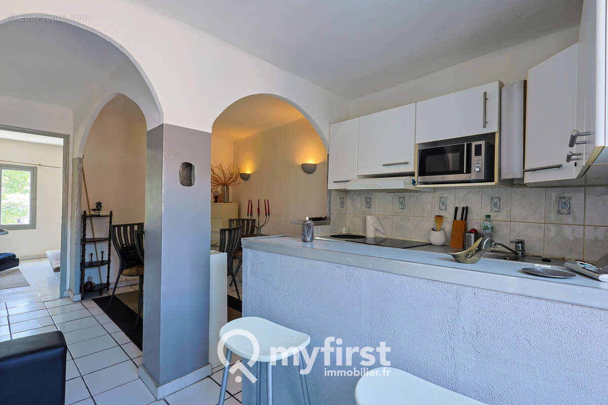 Appartement à LA CRAU