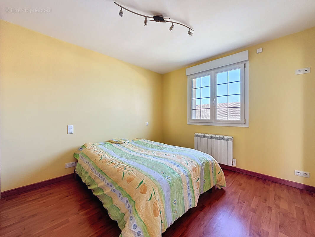 Maison à VILLERS-BOCAGE