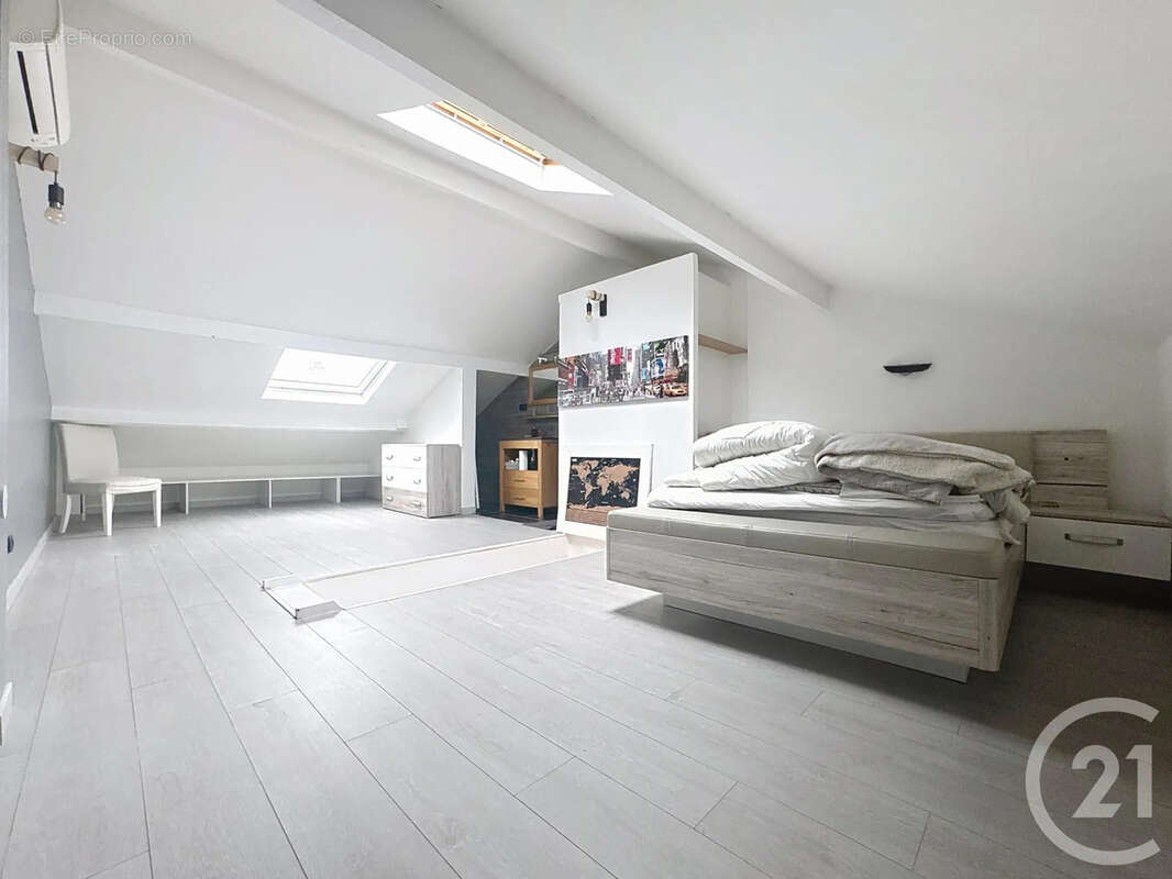 Maison à ROSNY-SOUS-BOIS