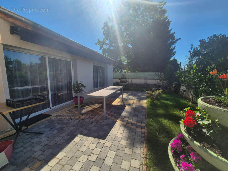 A vendre maison en VIAGER Occupé sur le commune de Roanne (42) - photo 2