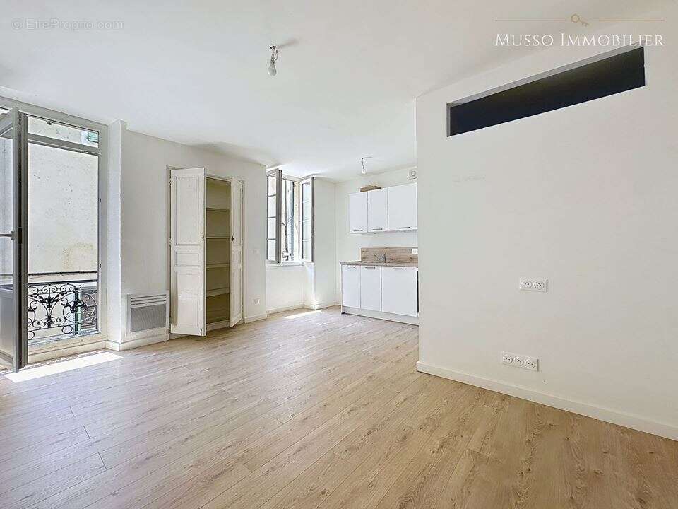 Appartement à TRETS
