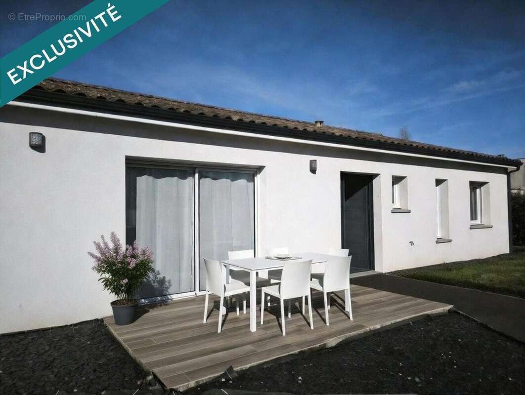 Photo 2 - Maison à SAINT-SULPICE