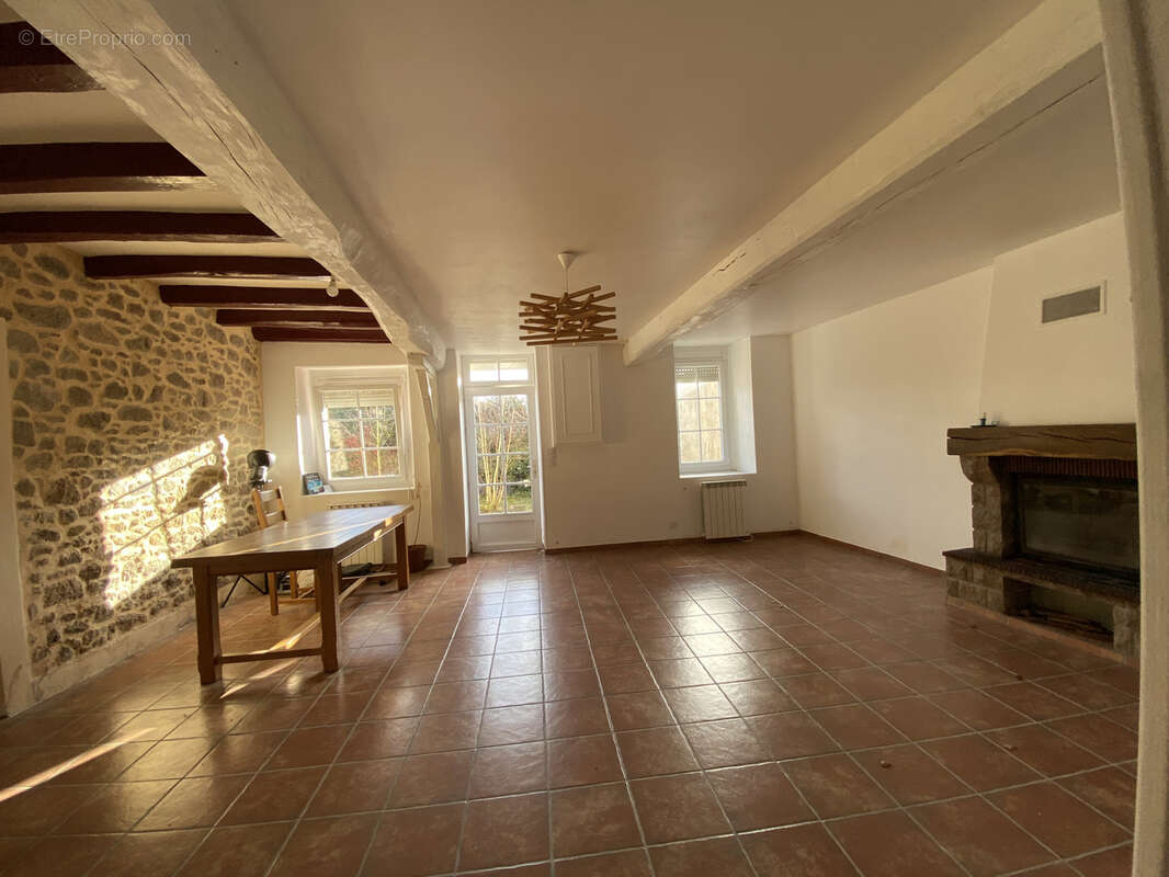 Maison à TILLIERES