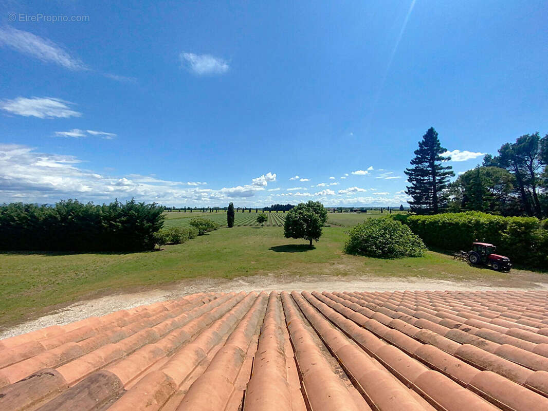 Maison à CAMARET-SUR-AIGUES