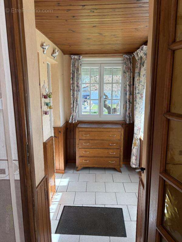 Maison à THOUROTTE