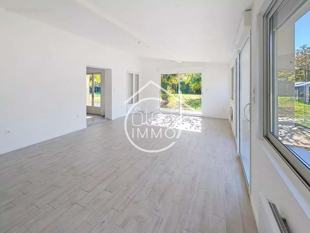 Maison à PRIGONRIEUX