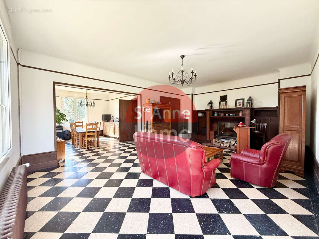 Maison à ROSIERES-EN-SANTERRE