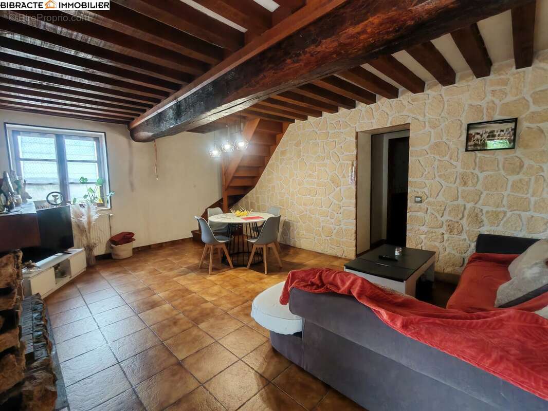 Maison à REMILLY