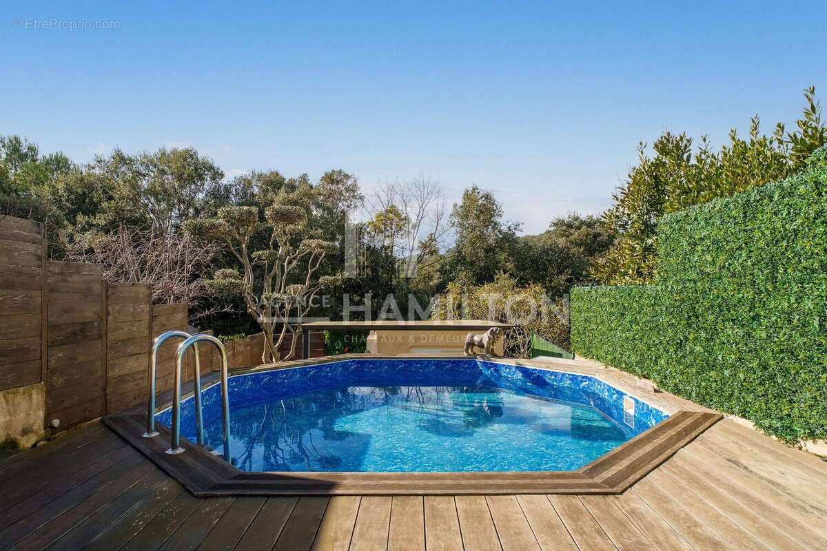 Appartement à VALBONNE