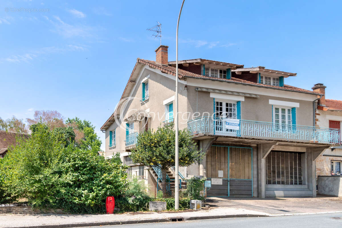 Maison de 150 m2 avec atelier de 185 m2 - photo 16