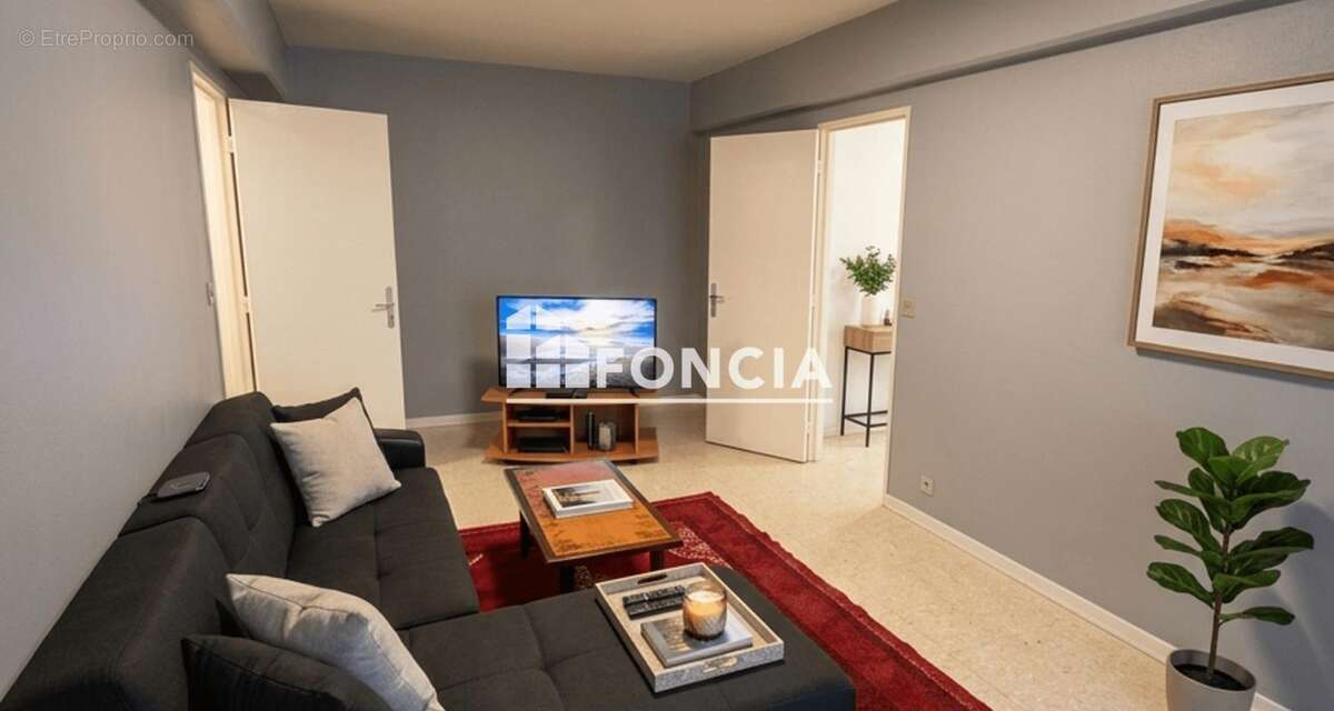 Appartement à SAINT-ETIENNE