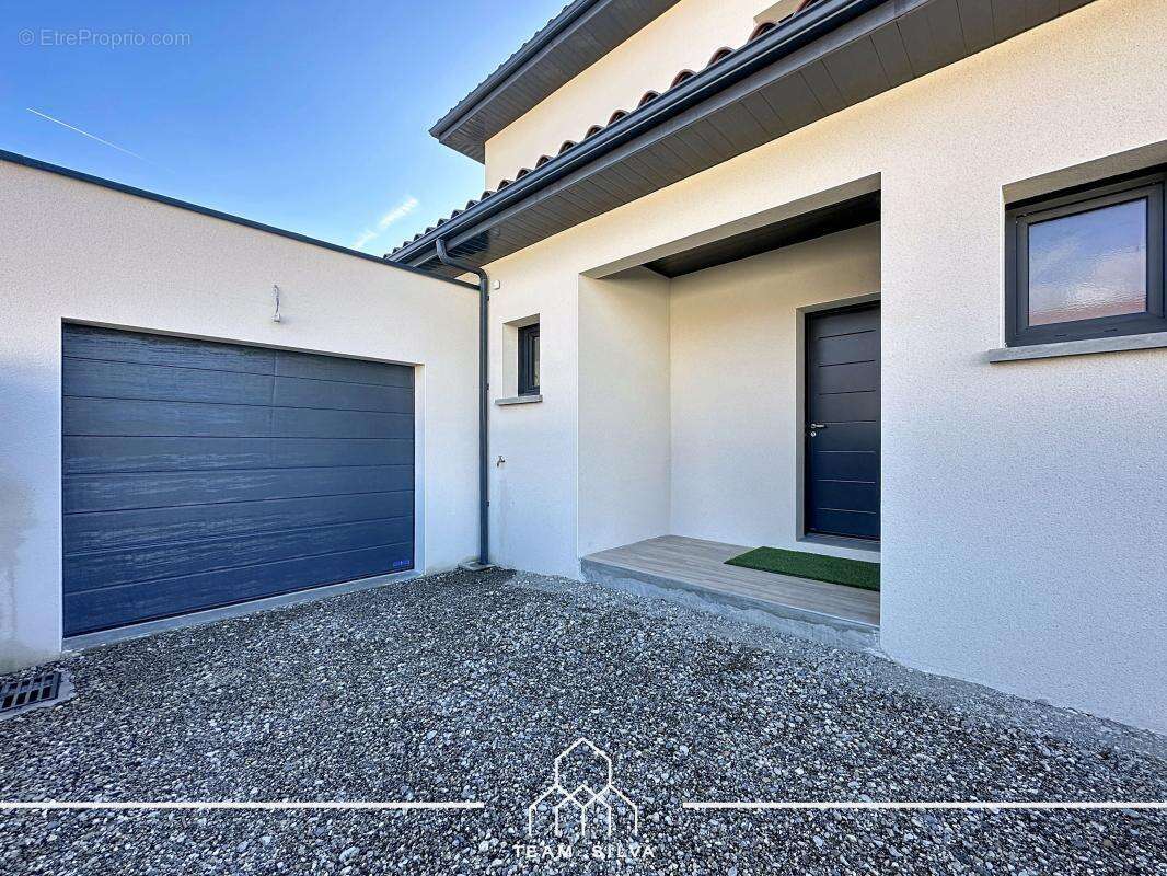 Maison à SAINT-ROMAIN-EN-GAL