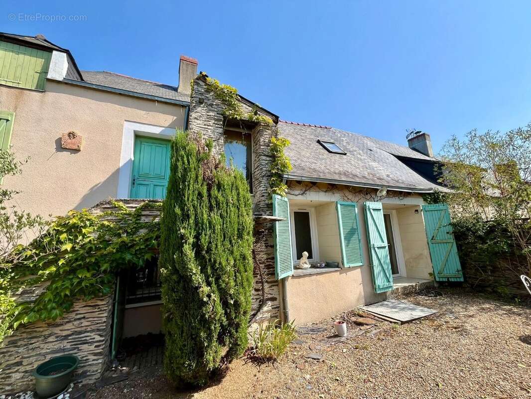 Maison à JUIGNE-SUR-LOIRE
