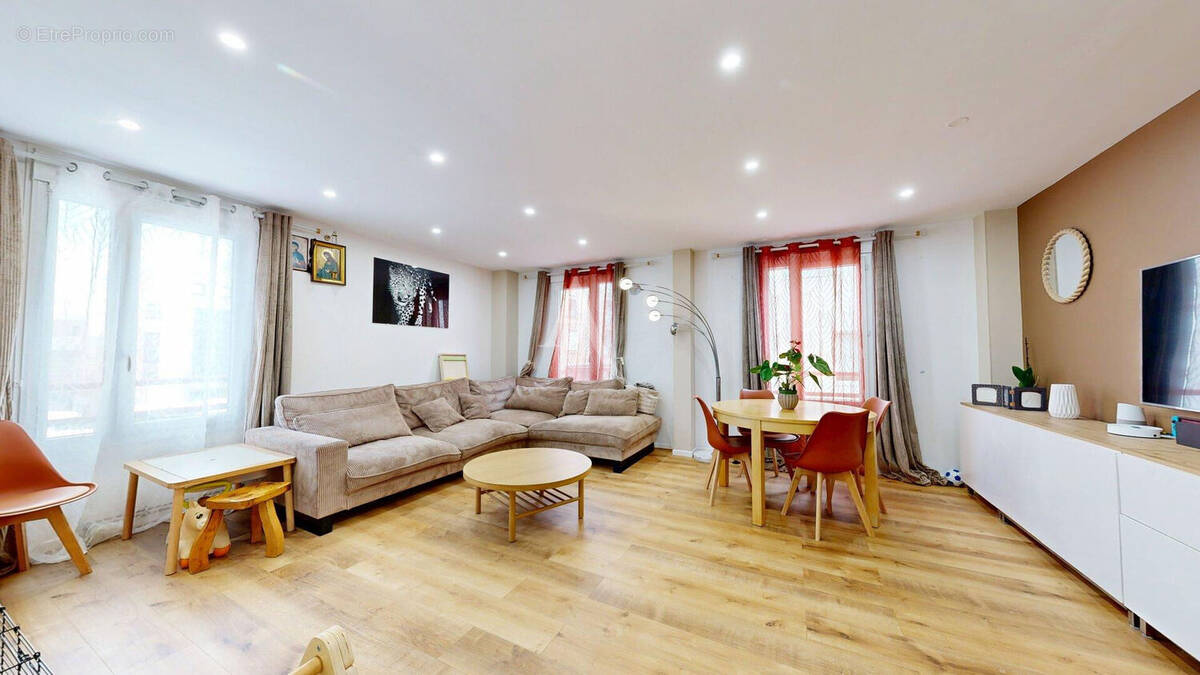 Appartement à CERGY