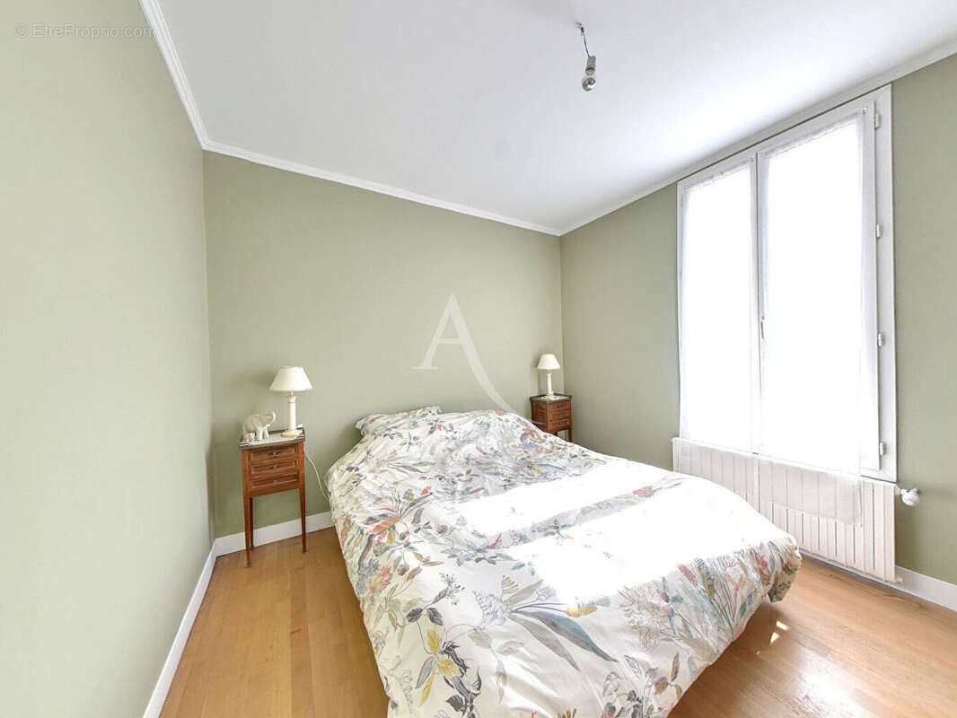 Maison à BRY-SUR-MARNE