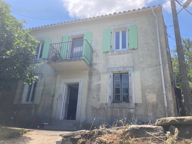 Maison à CASTANET-LE-HAUT