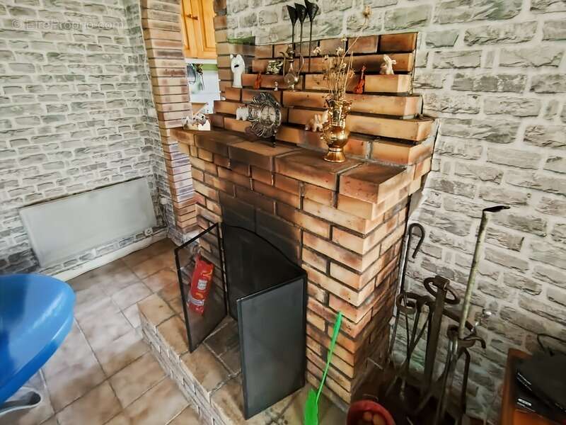 Maison à vendre 4 pièces LE MIROIR (71) - photo 7