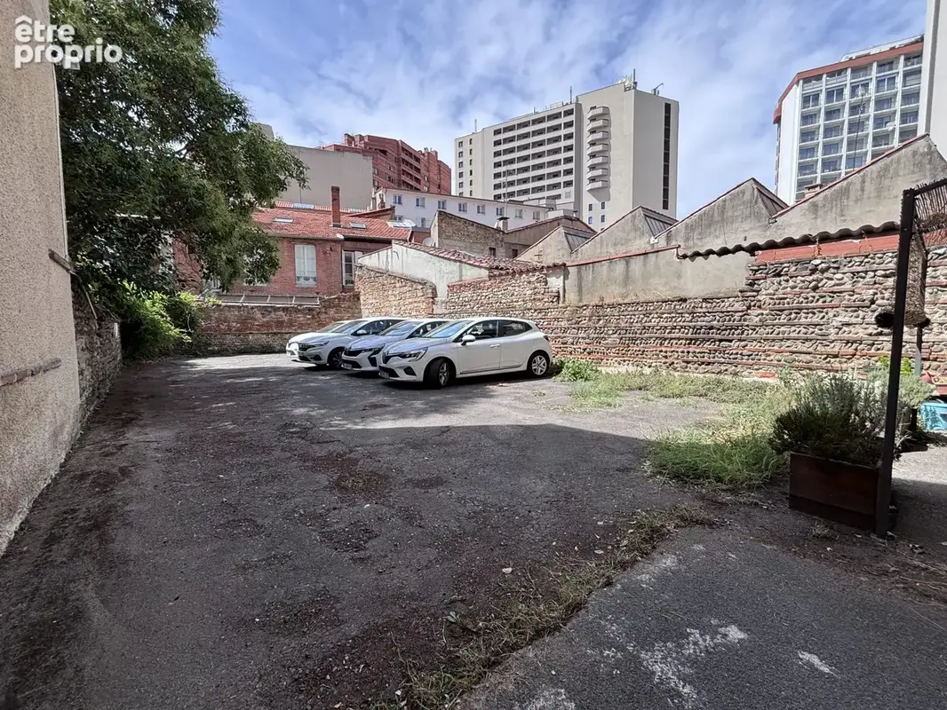 Parking 54 m² à Toulouse  - photo 4