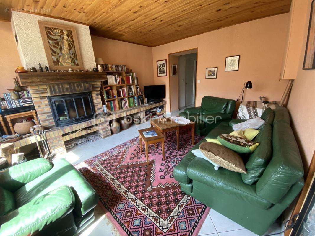 Maison à SAINT-SAUVEUR-EN-PUISAYE