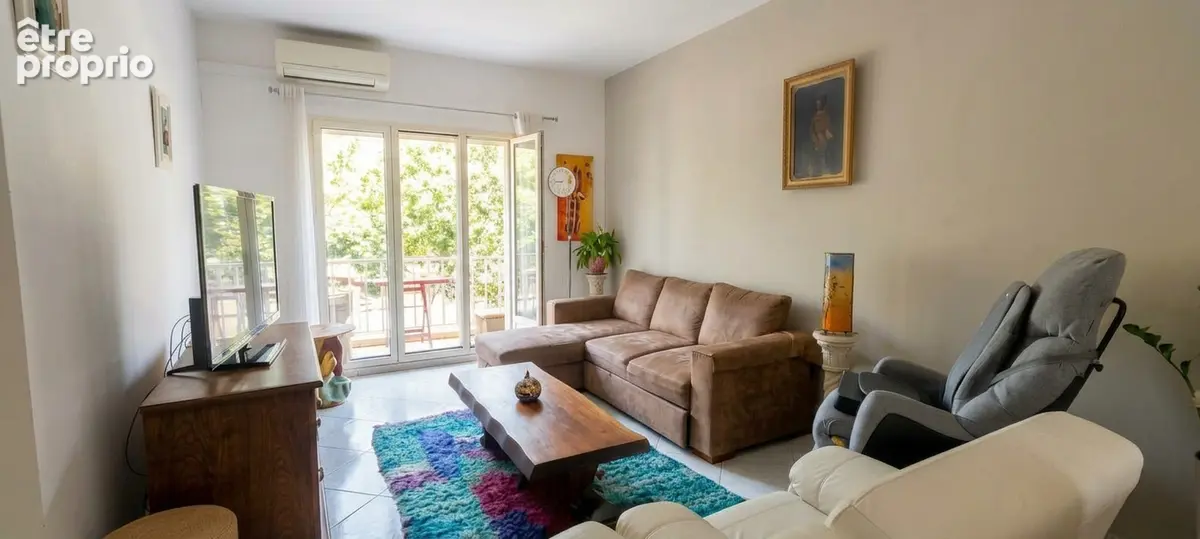 Grand T4 traversant lumineux de 120m² terrasse sans vis-à-vis - photo 1
