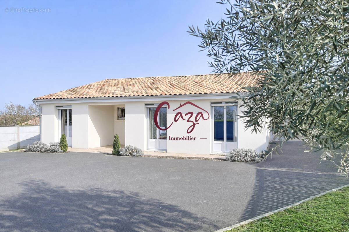 Maison à FARGUES-SAINT-HILAIRE