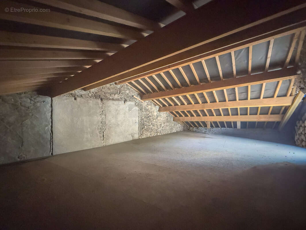 Appartement à VALS-LES-BAINS