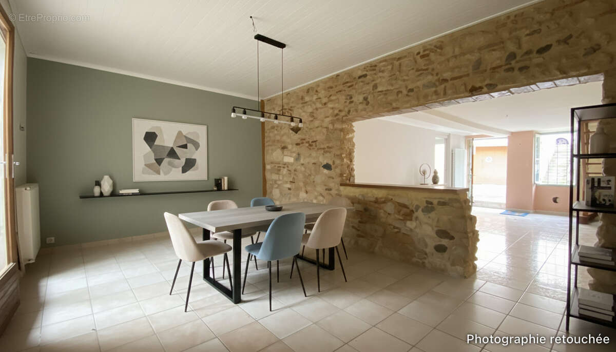 Exclusivité Maison de ville avec jardin ? 111 m² ? Centre de Montpon-Ménestérol - photo 3