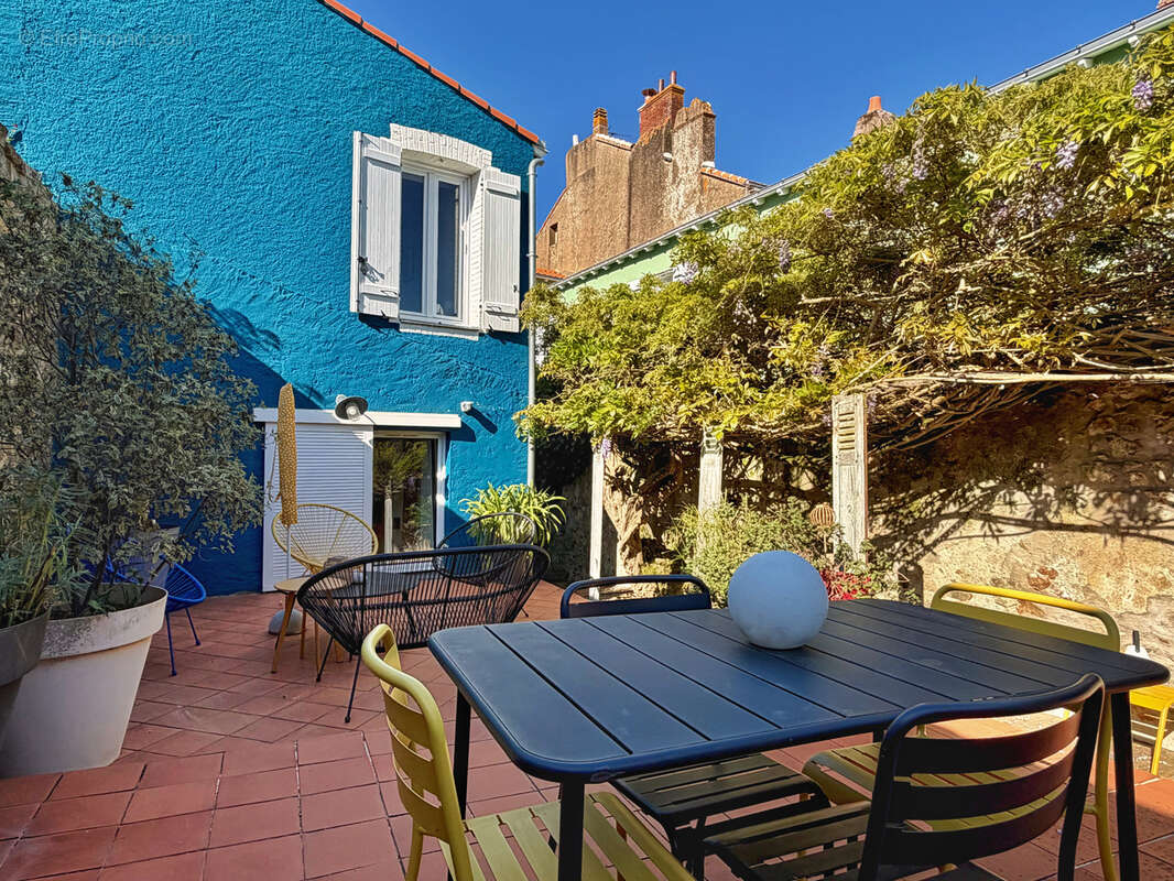 Maison à PAIMBOEUF