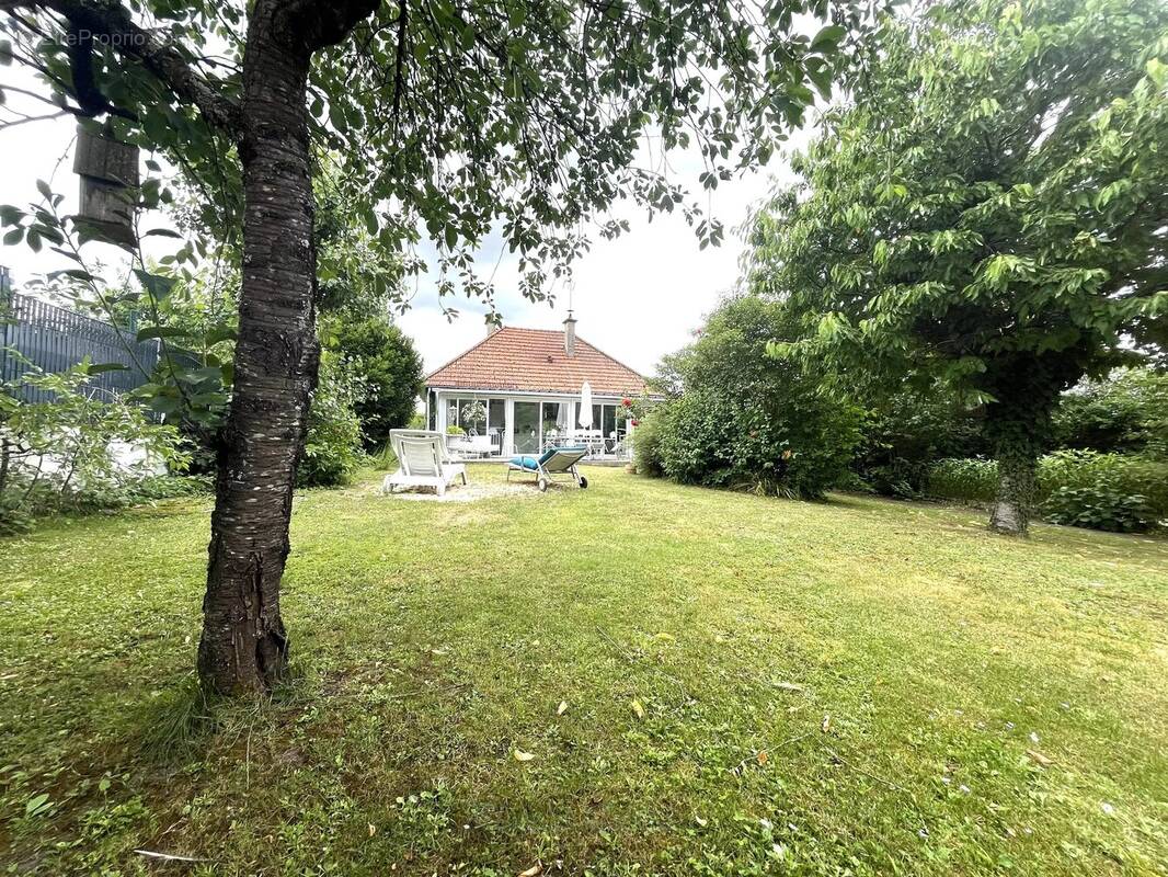 Maison à VILLEMANDEUR