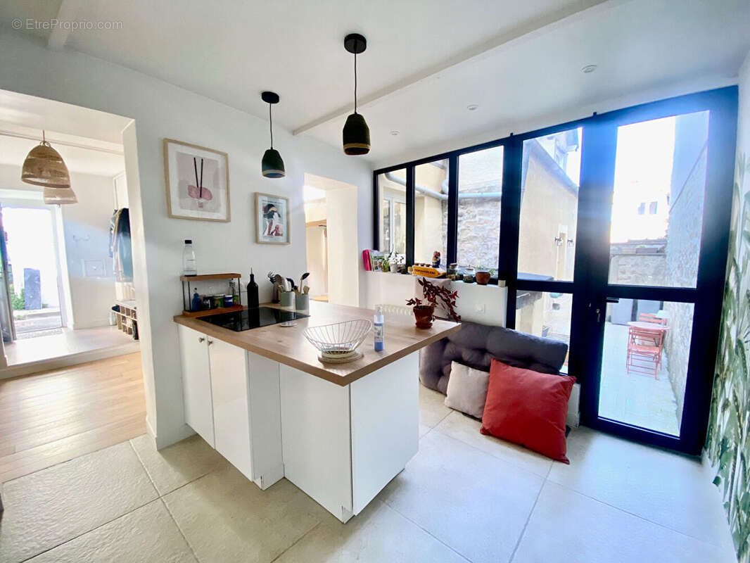 Maison à FONTAINEBLEAU