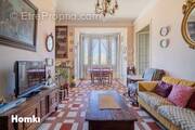 Appartement à MARSEILLE-4E