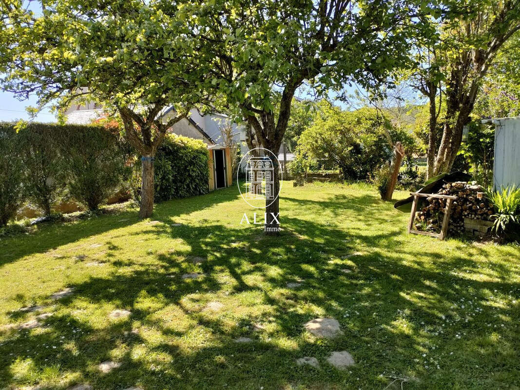Maison à SAINT-JEAN-FROIDMENTEL