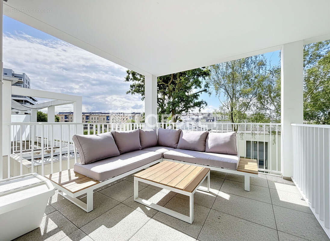 T4 lumineux avec terrasse plein Sud - Résidence récente - photo 3