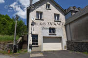 Maison à EGLISENEUVE-D'ENTRAIGUES