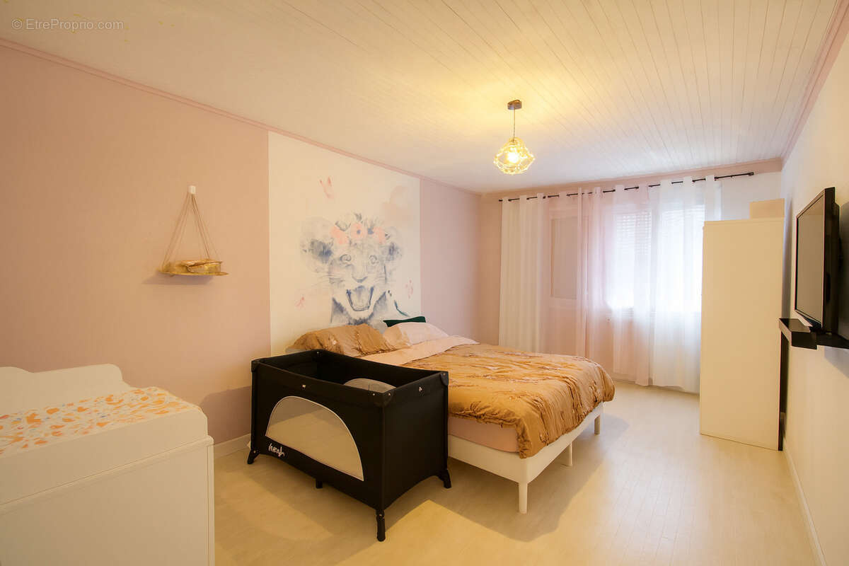 Maison à LE PONT-DE-BEAUVOISIN