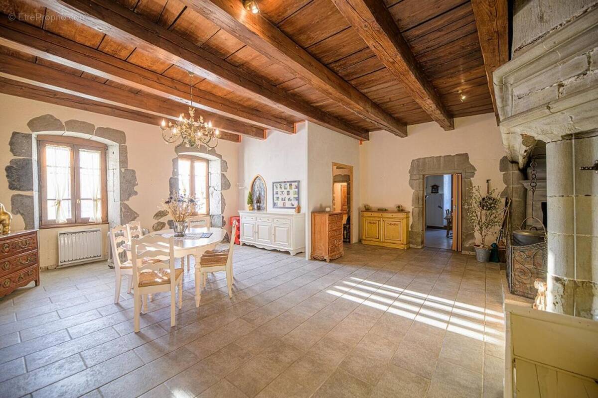 Maison 3200 m² à Annecy  - photo 3