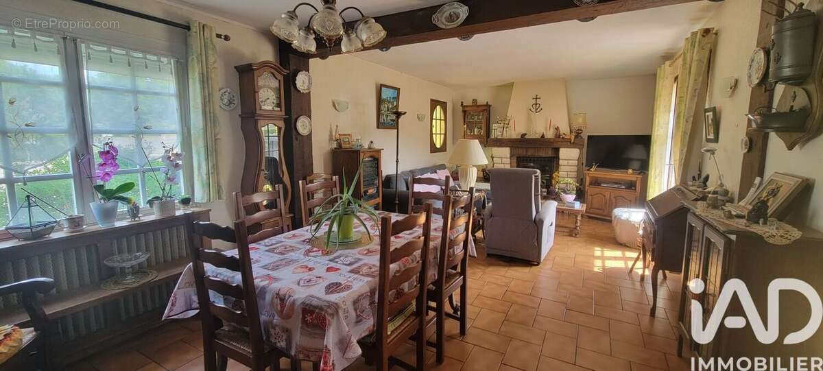 Maison 82 m² à Venables  - photo 4