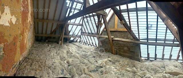 Maison à HENANBIHEN