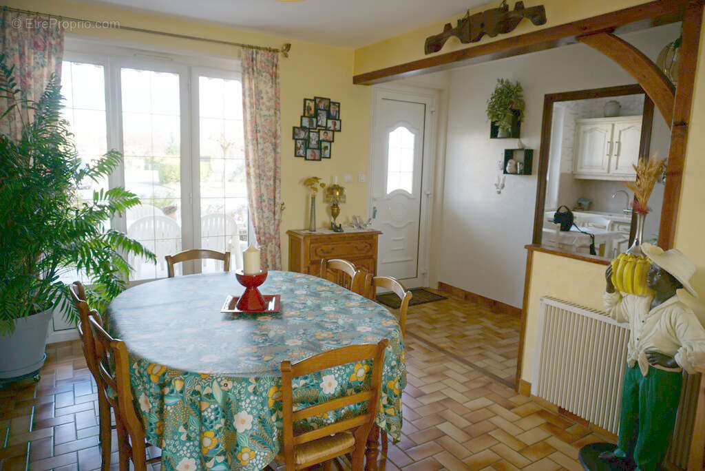 Maison à PARAY-LE-MONIAL