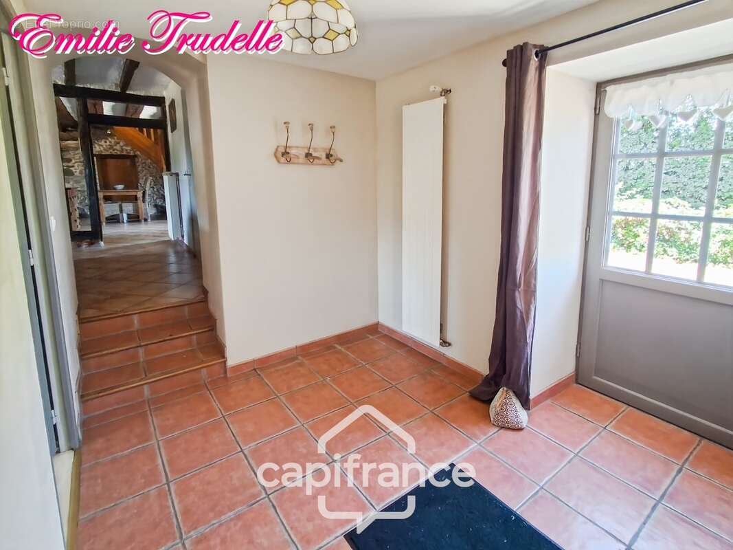  Longère de caractère du XVe siècle à vendre 5 pièces NUILLE LE JALAIS (72)  – 105 m²- 3ch – Terrain de 1 823 m² - photo 7