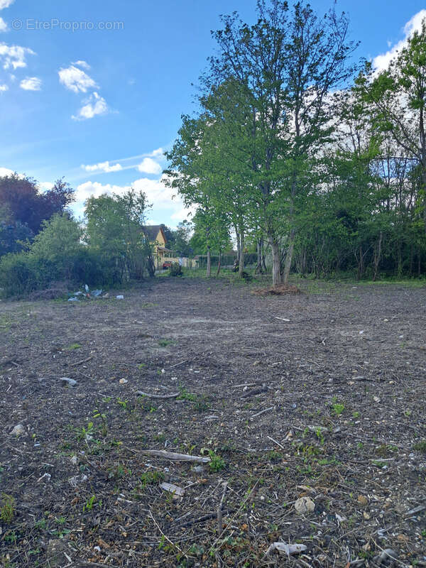 Terrain à GARANCIERES