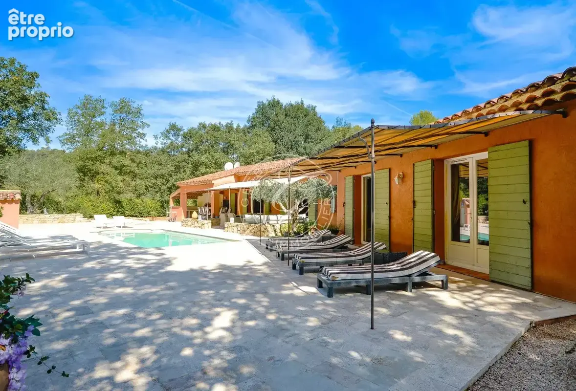 SAINT ANTONIN DU VAR superbe villa de plain pied avec piscine - photo 29
