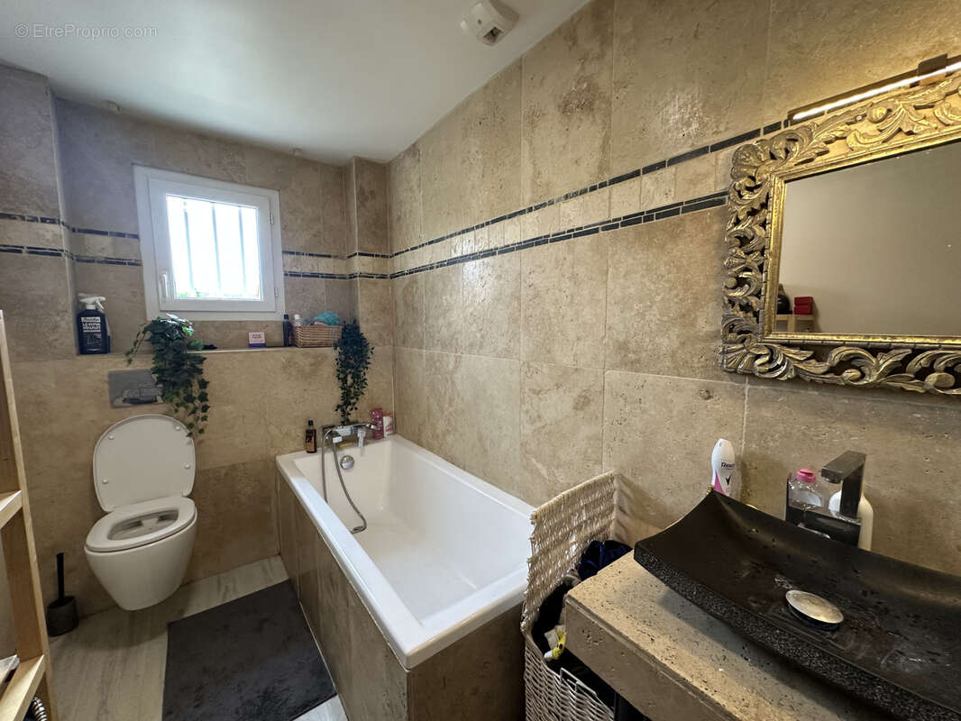 Maison à CHAMPIGNY-SUR-MARNE