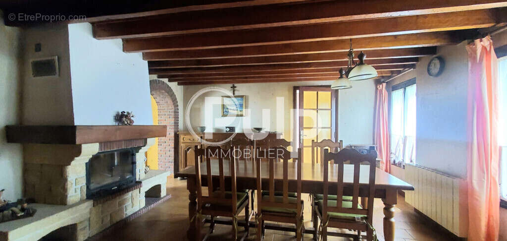 Maison à EVIN-MALMAISON