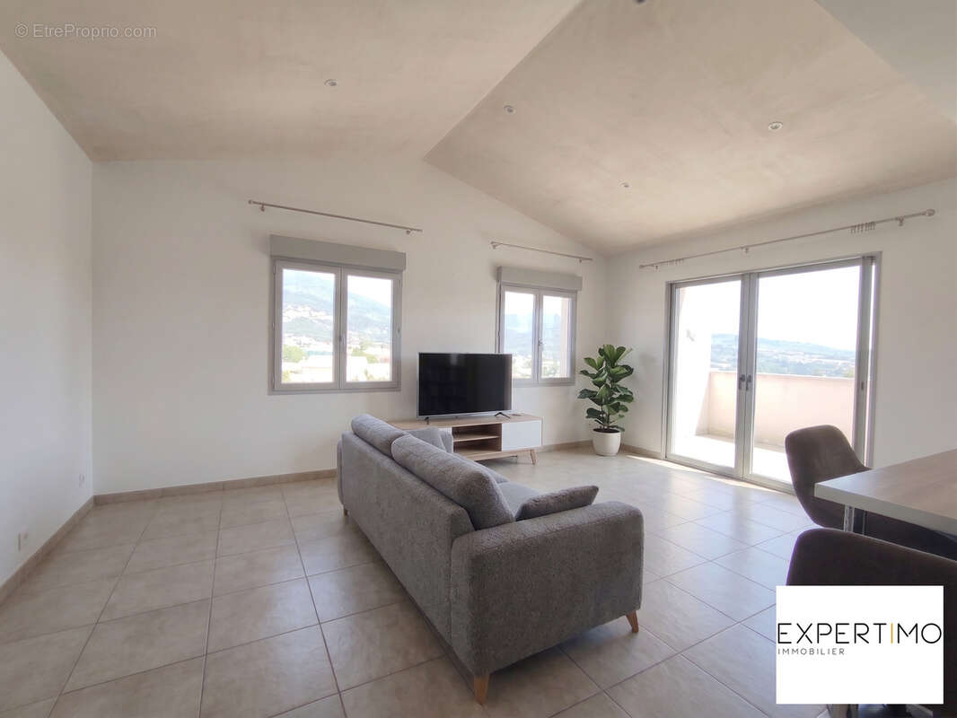 Appartement à GRASSE