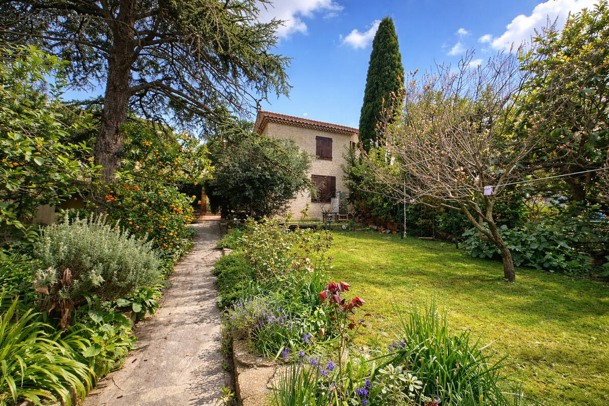Maison à MARSEILLE-11E